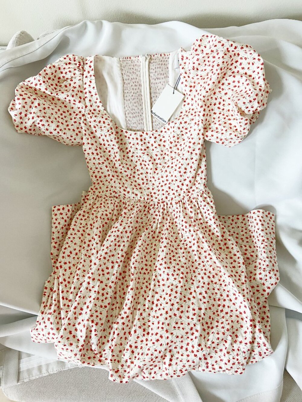 NWT reformation Evelyn dress Fresa size 8